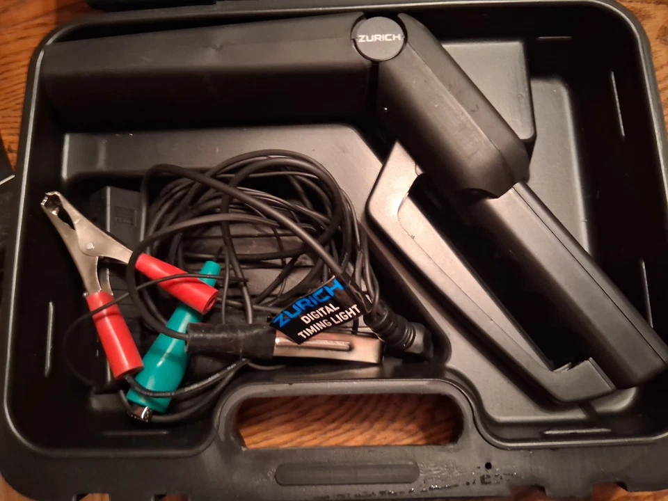 Luz de sincronización digital Zurich con estuche de plástico duro duradero para uso automotriz Foto 4 de 4