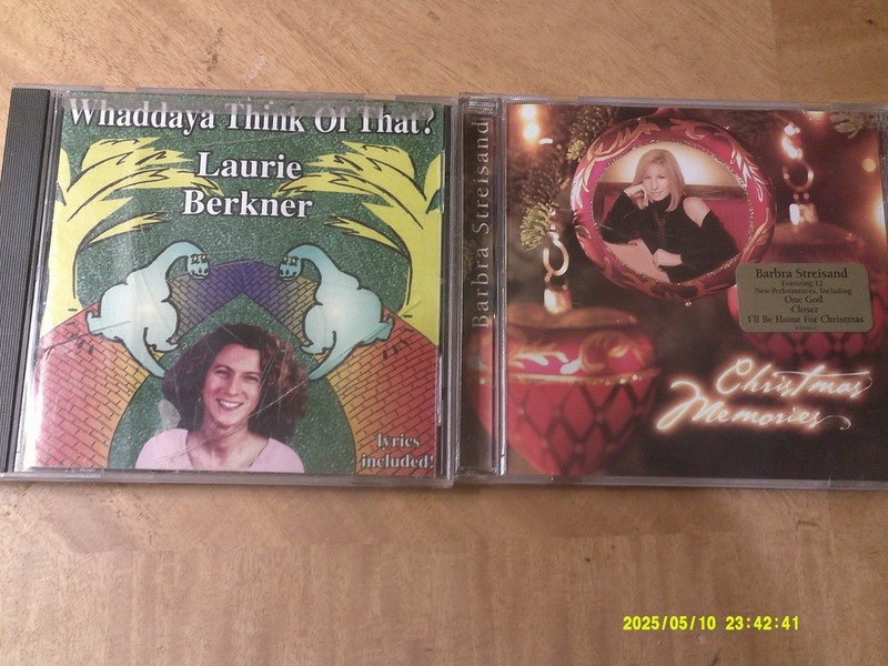 4 female cd's-Sarah Brichman(DIVA),Norah Jones,Laurie berkner&Barbara Streisand