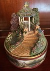 Thomas Kinkade Peaceful Moments “Hidden Gazebo” 🎶Amazing Grace 🎶 Music Box — photo 1
