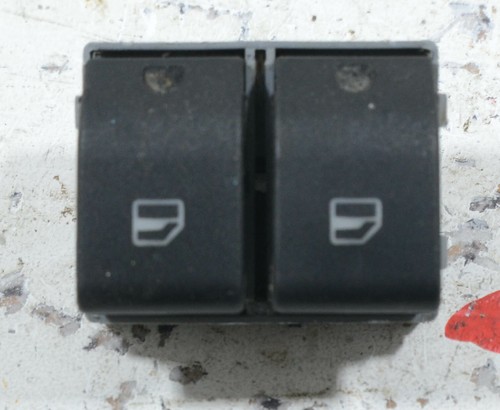 VW Polo 9N3 Bj 05-09 Schalter Fensterheber Tür vorne LINKS #83219-F131