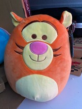 SQUISHMALLOWS 10" TIGGER NWT, WALT DISNEY, WINNIE THE POOH