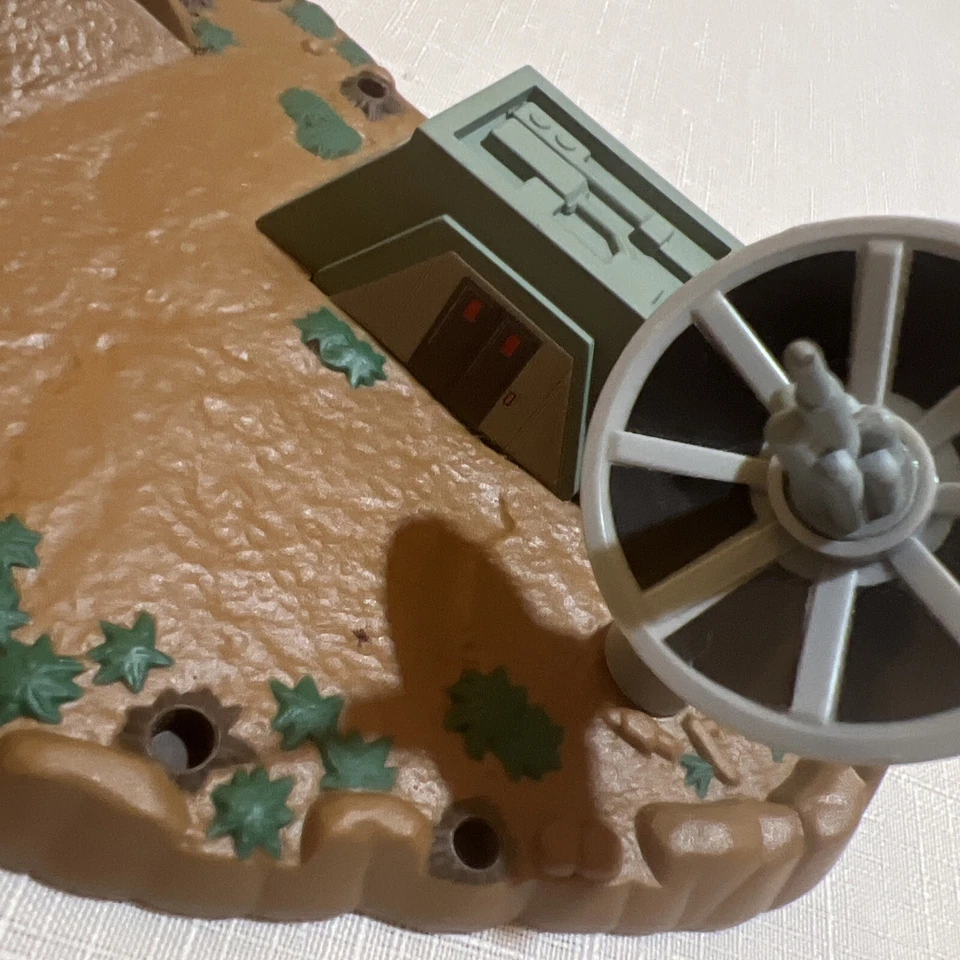 Micro Machines Endor Playset Star Wars Galoob 1994 (incomplete) - Image 3 of 4