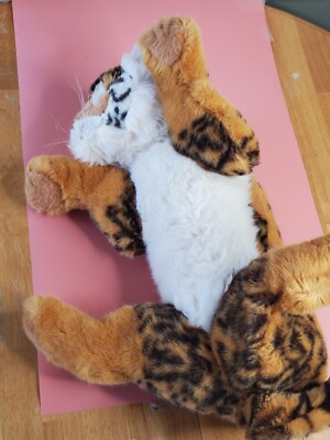 APPLAUSE AVANTI Tiger Sleeping PLUSH ANIMAL 1988 DESIGNED IN