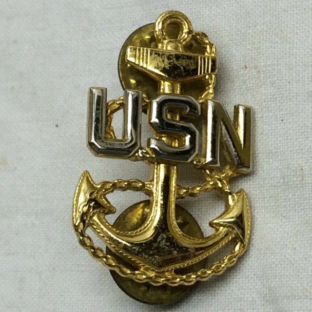 United States Navy Pin with Anchor & Rope By Gemsco Military Pin eBay