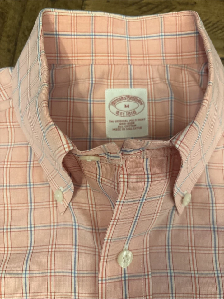 Brooks Brothers Cotton Wrinkle Free Short Sleeve Button Down Pink and Blue 126 - Image 4 of 4