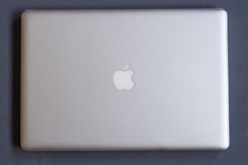 Apple Mac MacBook Pro 15" Late 2008 A1286 2.4GHz Core 2 Duo 8GB RAM Dual SSD - Picture 8 of 19