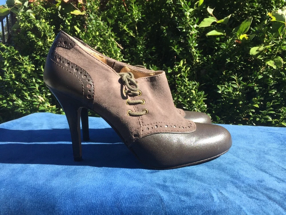 Joan and deals david heels