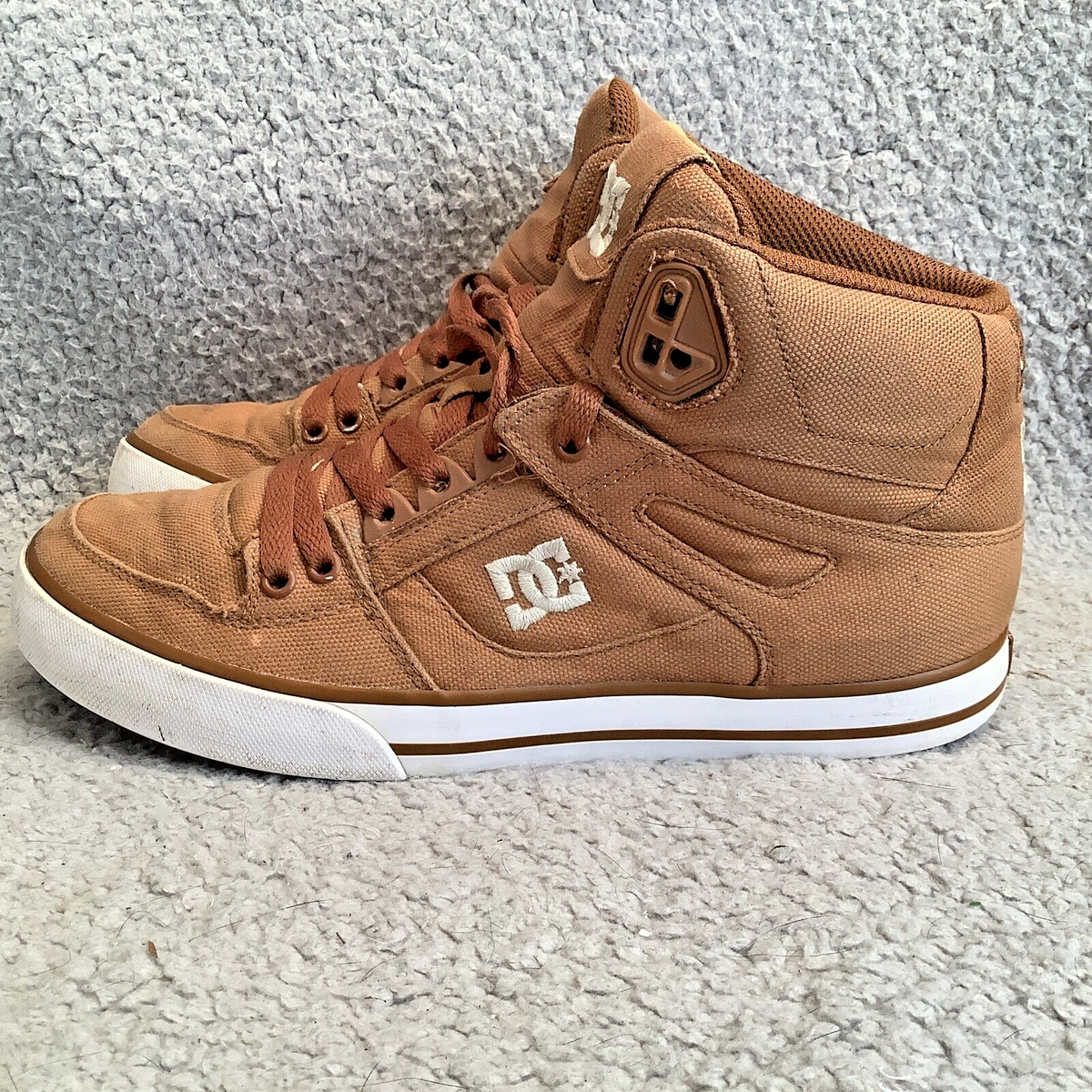 DC Spartan Skateboarding Shoes Men's 7.5 Brown High Top Sneakers