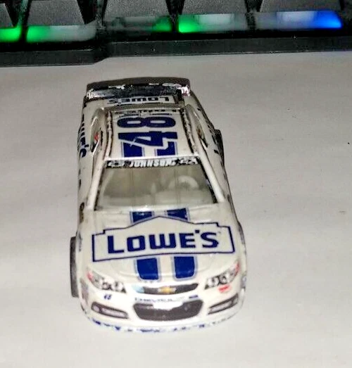 Jimmie Johnson #48 Lowe's Spin Master 2013 Chevy SS 1:64 Scale NASCAR Wear - Image 3 of 4