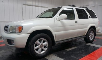 Nissan WK0 Aspen White Tri-coat Pearl Basecoat Clearcoat Complete Gallon