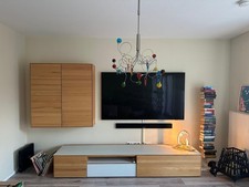 Hülsta Wohnwand Elea 2 Massivholz, Glas, sehr guter Zust. Longboard Hängeschrank