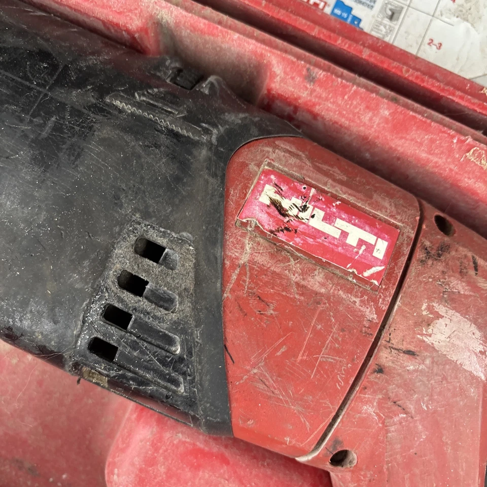 HILTI WSR-1200pe 110v Reciprocating Saw Powerful Heavy Duty Saw 4 Gear settings  - Image 3 of 4