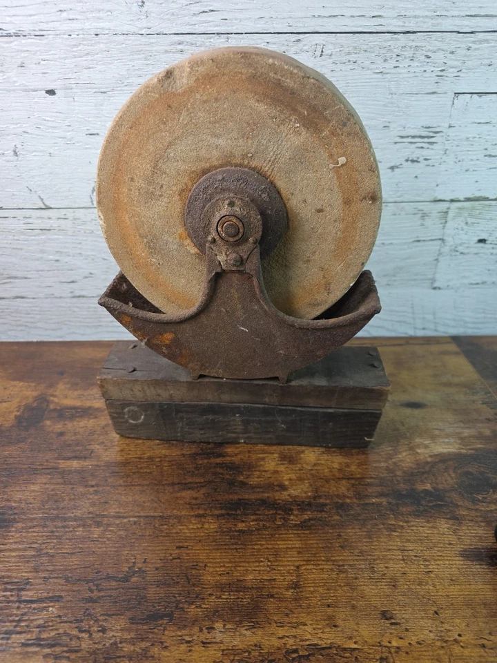 Primitive Antique Grinding Wheel 7¼" Wheel Early Cabin Goods VG - Image 3 of 4
