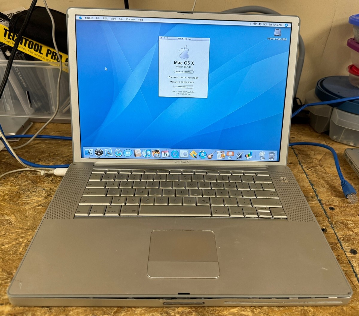 Apple PowerBook G4 15-inch FW800 December 2003 1.25GHz Apple PowerBook G4 15-inch FW800 December 2003 1.25GHz