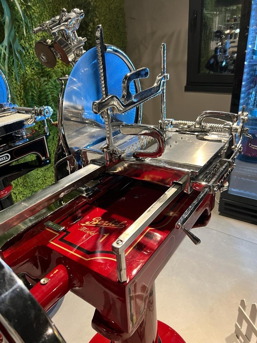 berkel affettatrice del 1907 modello 1, ristaurata, originale in