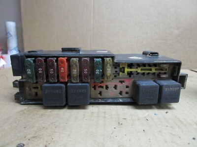 97 1997 Jeep Wrangler Engine Fuse Box Relay Junction Block Compartment
