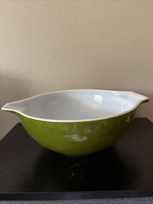 Pyrex #444 Cinderella Mixing Bowl -  Olive Green - 4 quart  No Chips Some Wear