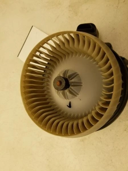 MOTOR SOPLADOR AC 10-19 LEXUS GX460 4,0 L V4 Foto 4 de 4