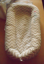 Dock A Tot USED Deluxe Chevron Print Baby Lounger 0-8mos. READ