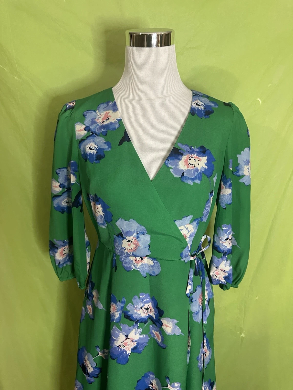 VETEMENTS Abito donna Eliza J taglia 6P Petite scollo a V blu verde floreale finto avvolgente surplice