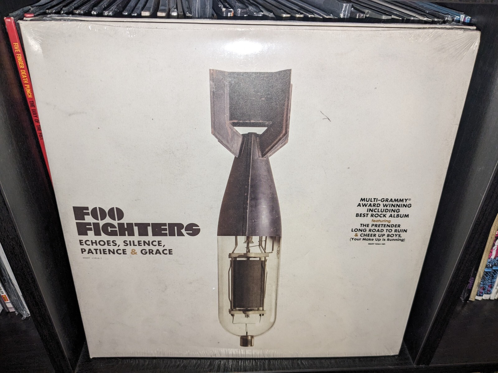 Foo Fighters - ECHOES SILENCE, PATIENCE & GRACE - 2 виниловых пластинки - НОВЫЕ И ЗАПЕЧАТАННЫЕ!!