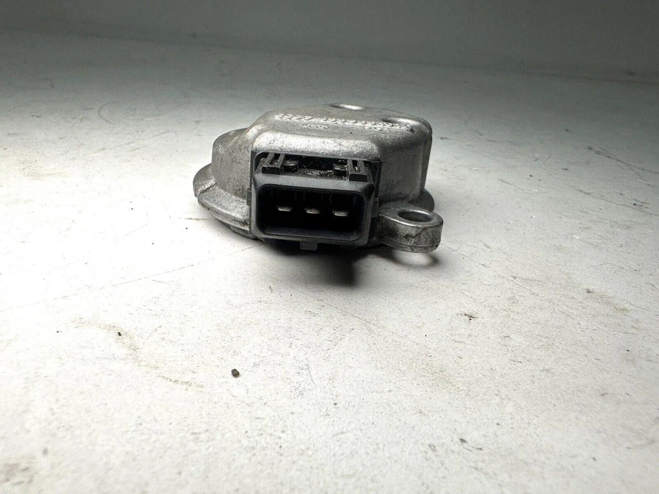 Sensor de posición del árbol de levas OE GENUINO 0232101024 NUEVO para VW Escarabajo Passat Audi A4 Foto 3 de 4