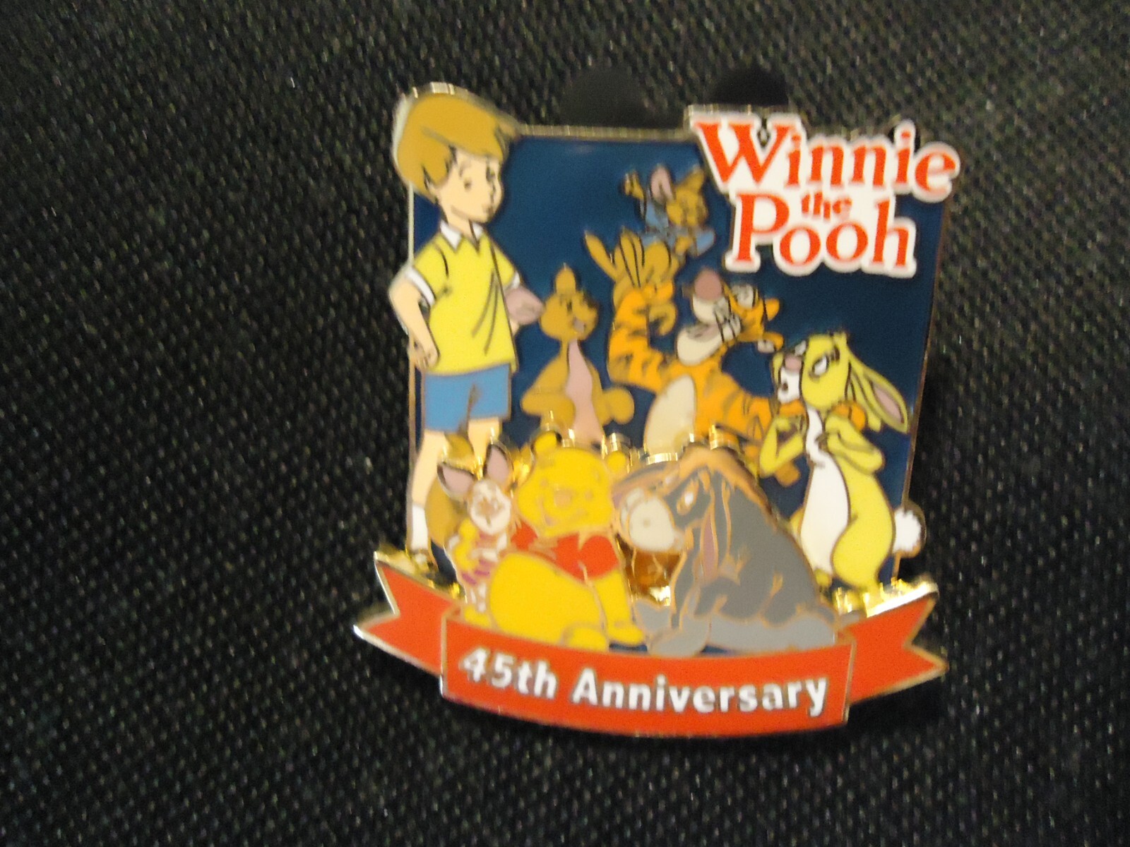 DISNEY 45TH ANNIVERSARY OF WINNIE THE POOH PIN LE 1000