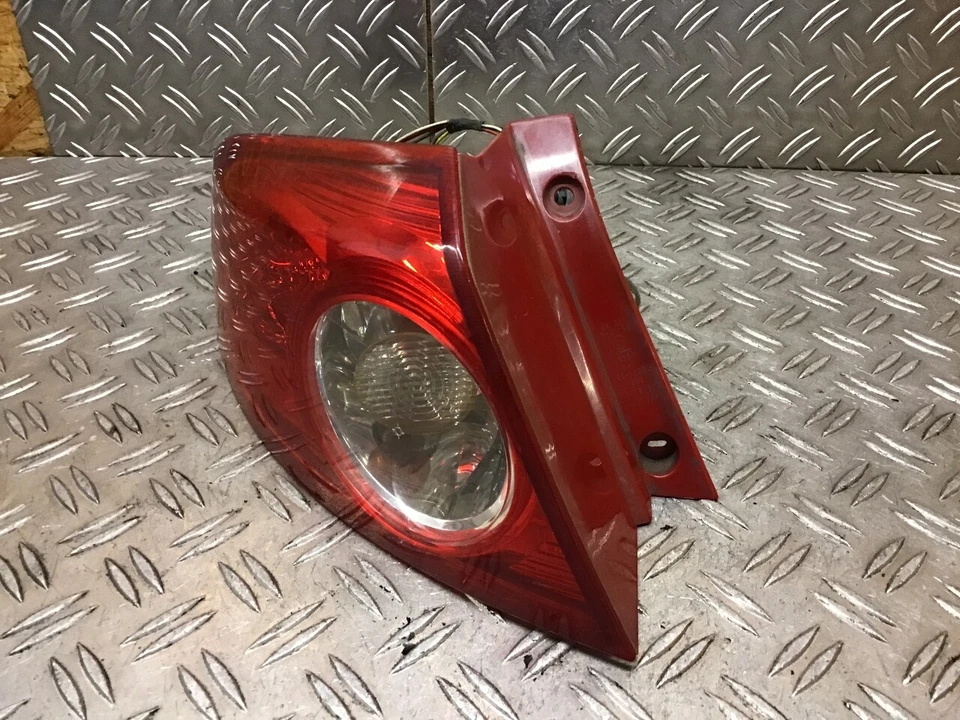 Rückleuchte Exterior Izquierda Daewoo Lacetti Hatchback (KLAN) 1.8 - Imagen 3 de 4