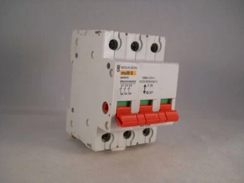 Disconnectors & Load Switches