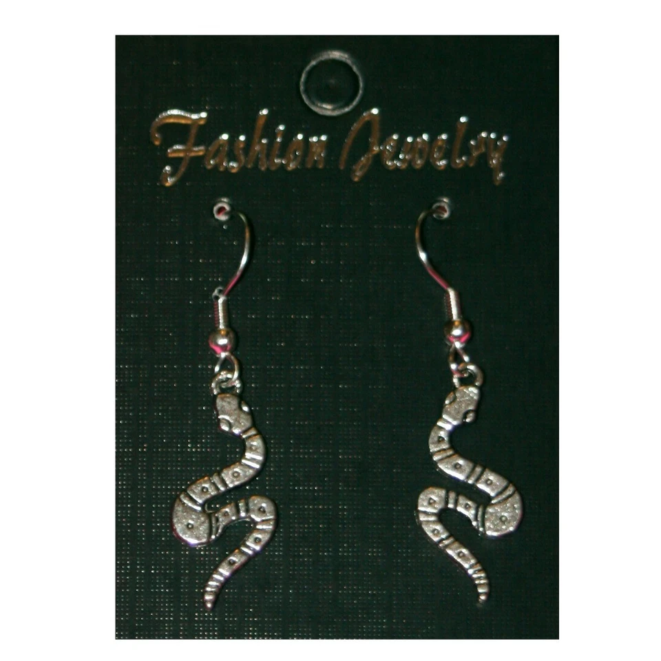Boucles d'oreilles serpent - dormeuses plaqué argent et pendentifs en métal - Photo 1/1