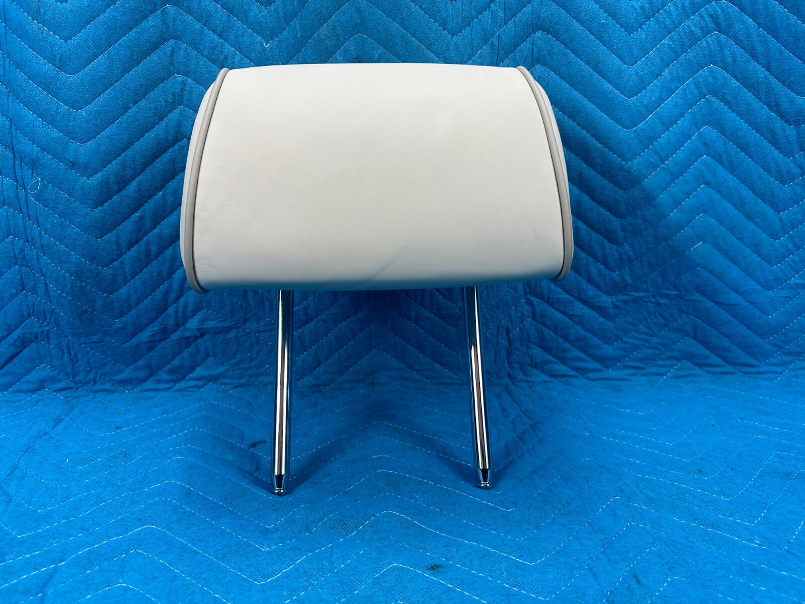 Bentley Continental Flying Spur Rear Seat Headrest RH or LH Ivory 2008-2012 OEM