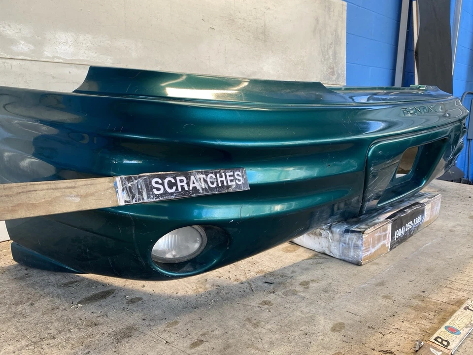 Cubierta del parachoques trasero Pontiac Grand AM GT 1999-2005 OEM Foto 4 de 4