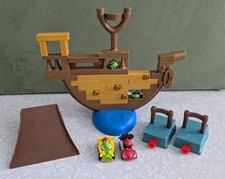 Angry Birds Go Pirate Pig Attack Jenga Game