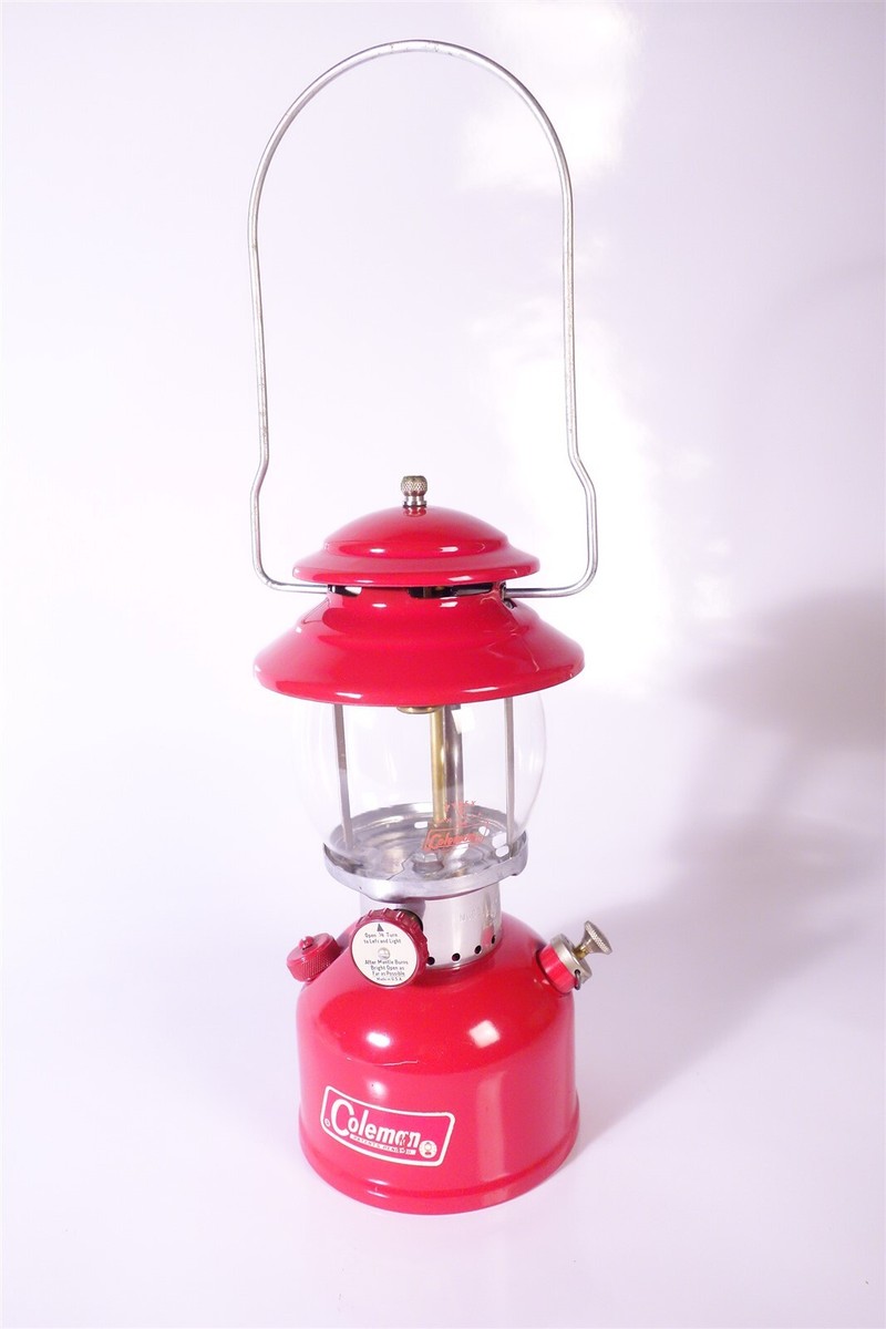 Coleman 200A 58年11月製 Coleman (コールマン) ガソリンランタン イエローボーダー