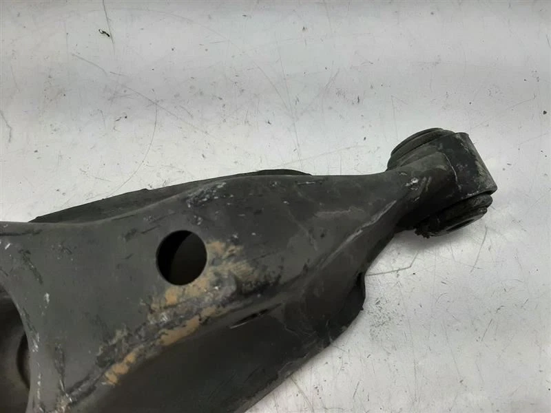 Lower Control Arm Rear Center Spring Perch 05-18 Chrysler 300 68229216AB - Изображение 4 из 4