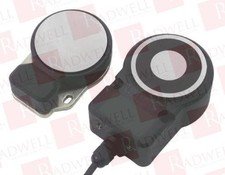 OMRON D40ML-P2-U-10M / D40MLP2U10M (BRAND NEW)