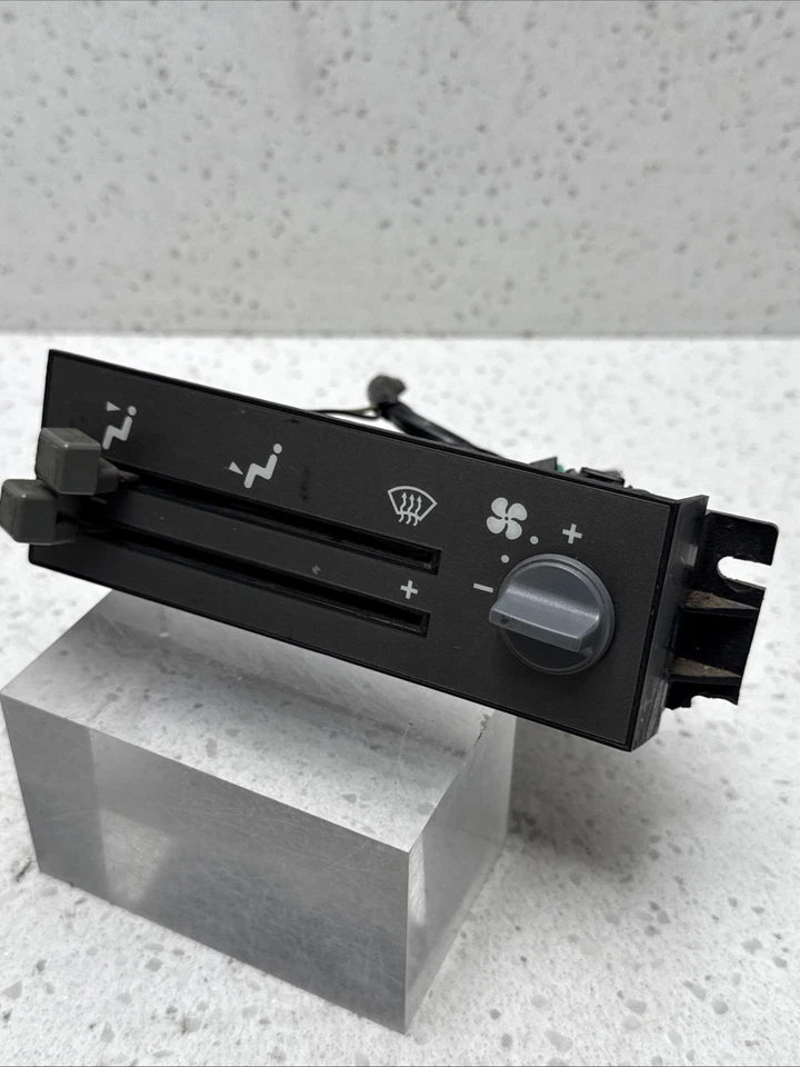 1988-1994 Chevy Silverado GMC C/K 1500 2500 Climate Control Panel OEM - Image 3 of 4