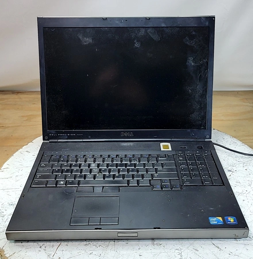 Laptop Dell Precision M6500 Intel I7 Q 740 8GB 250GB VER NOTAS Foto 2 de 4