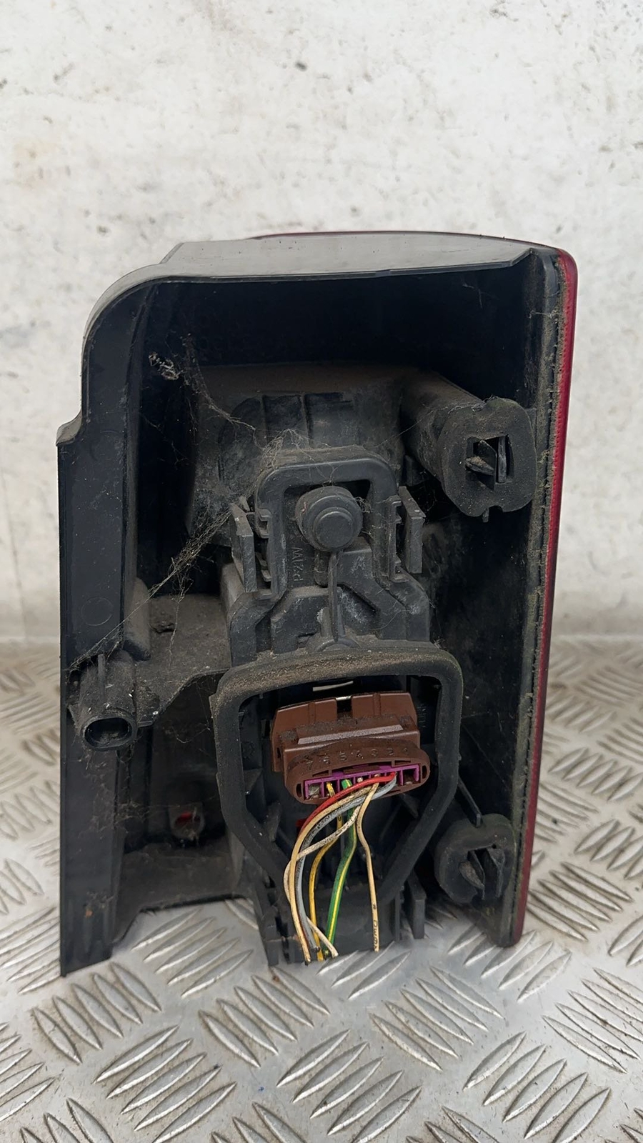 Picture 4 of 5