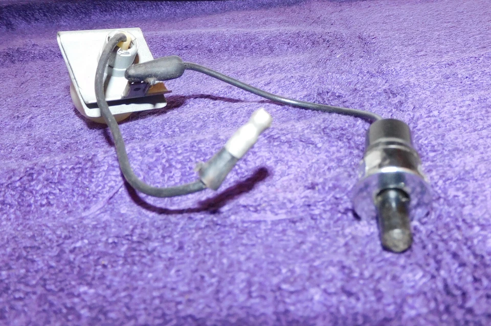 1958 年 Mercury Monterey Montclair 福特定制 Fairlane NOS 手套盒灯和开关 — 第 3/4 张图片