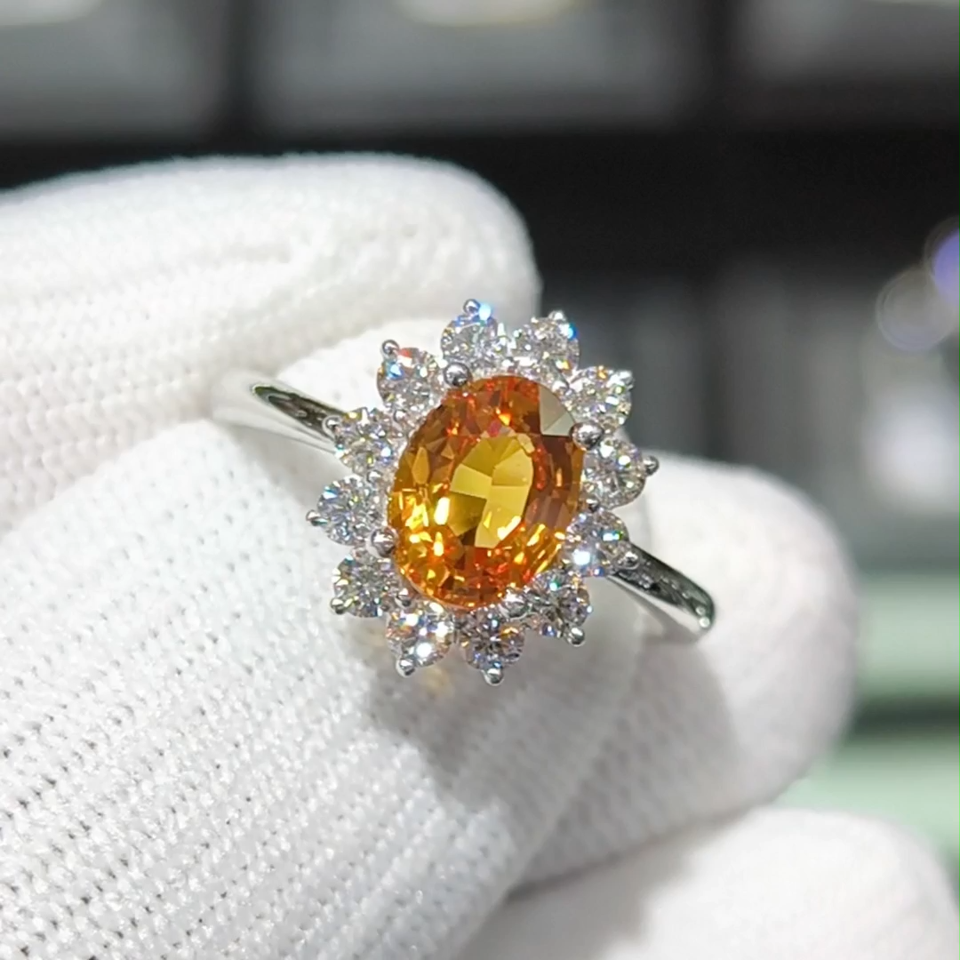Flawless Top Quality Natural Orange Sapphire Diamond 18k