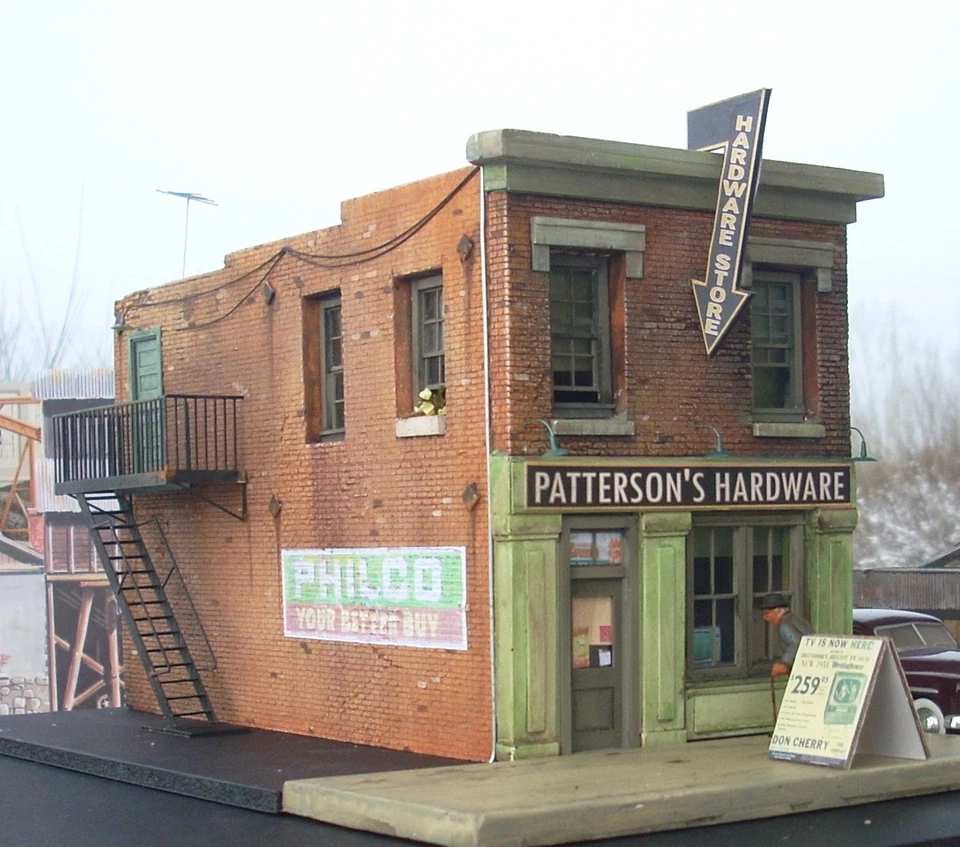 Downtown Deco N Scale Building Kit Patterson's Hardware Wow! So Real Looking! - Image 3 of 4