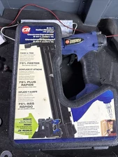 Campbell Hausfeld 2-in-1 Nailer/stapler G00100AV