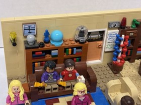 LEGO Ideas: The Big Bang Theory (21302) No Box Incomplete See Read