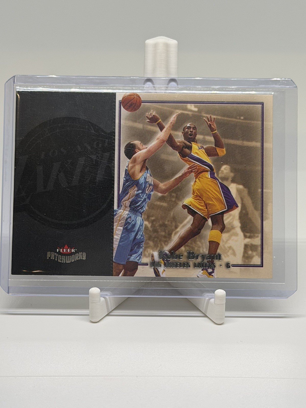 KOBE BRYANT 2003-04 Fleer Patchworks #35