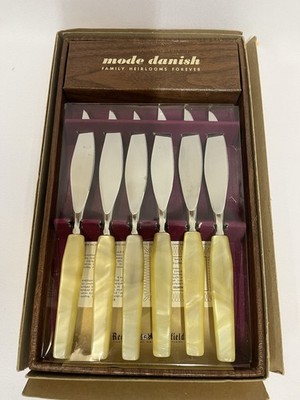Vintage Mode Danish Regent Sheffield Steak Knives Set 6 Pearl Handles Box MCM