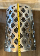 Heavy SILVER ALUMINUM Side Table Metal Lattice Stool Mod Pedestal 18 x 13 INDIA