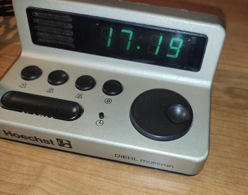 Sveglia digitale retrò Diehl multitron 505 anni 70 80 OTTIME CONDIZIONI - Foto 5 di 10