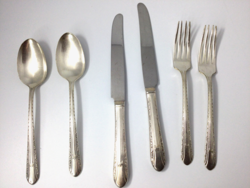Wm Rogers Utensils Sectional Silverplate Lot of 6 - 第 1/4 張圖片