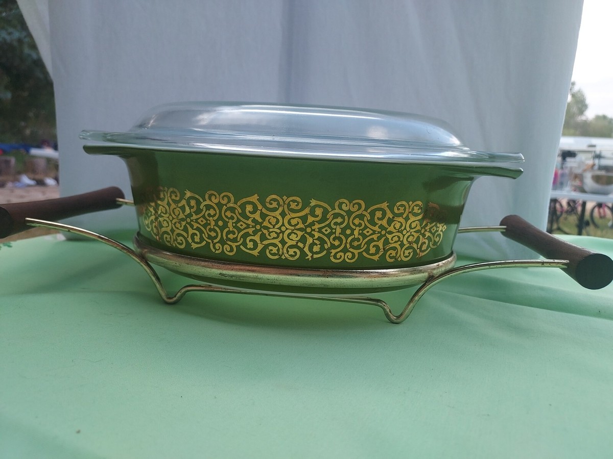 RARE Pyrex Promotional Bramble Green Gold 043 Oval Casserole W/Lid